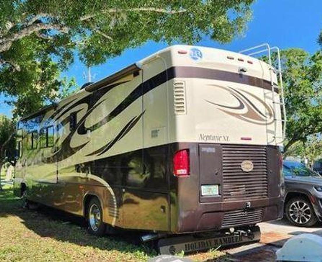 Used 2008 Holiday Rambler Neptune XL 39PBT