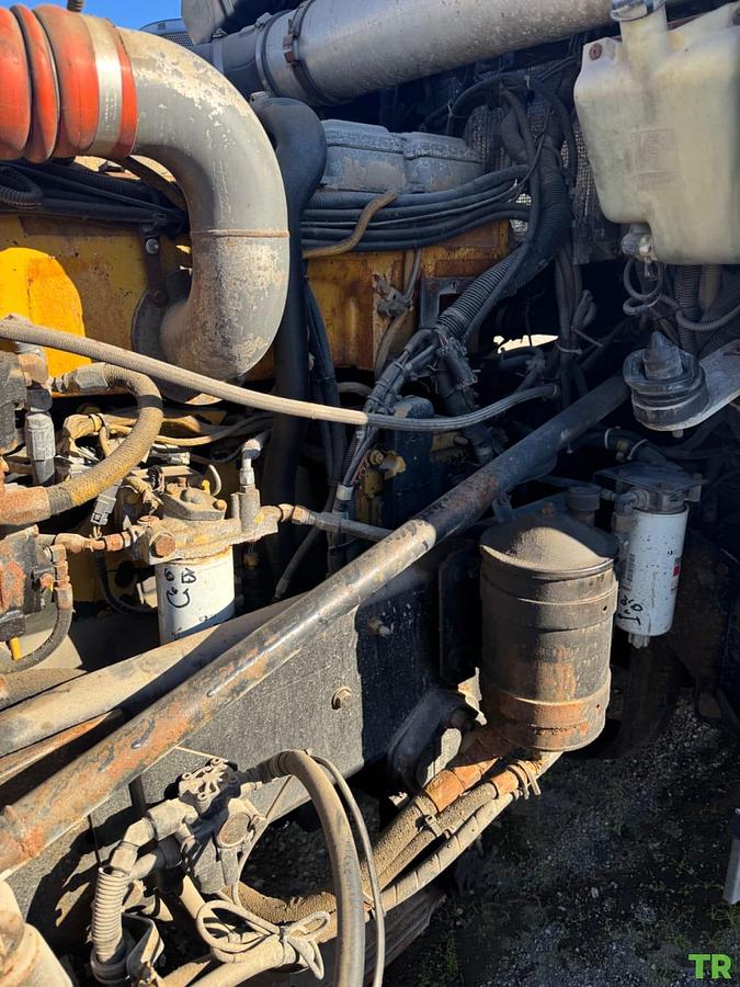 Used 2001 Kenworth W900