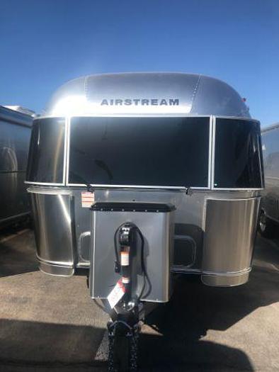 Used 2022 Airstream Flying Cloud