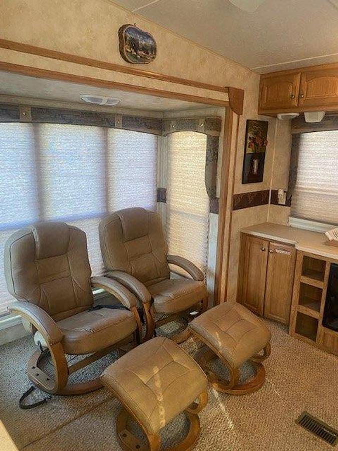 Used 2010 Palomino Sabre Fifth Wheel