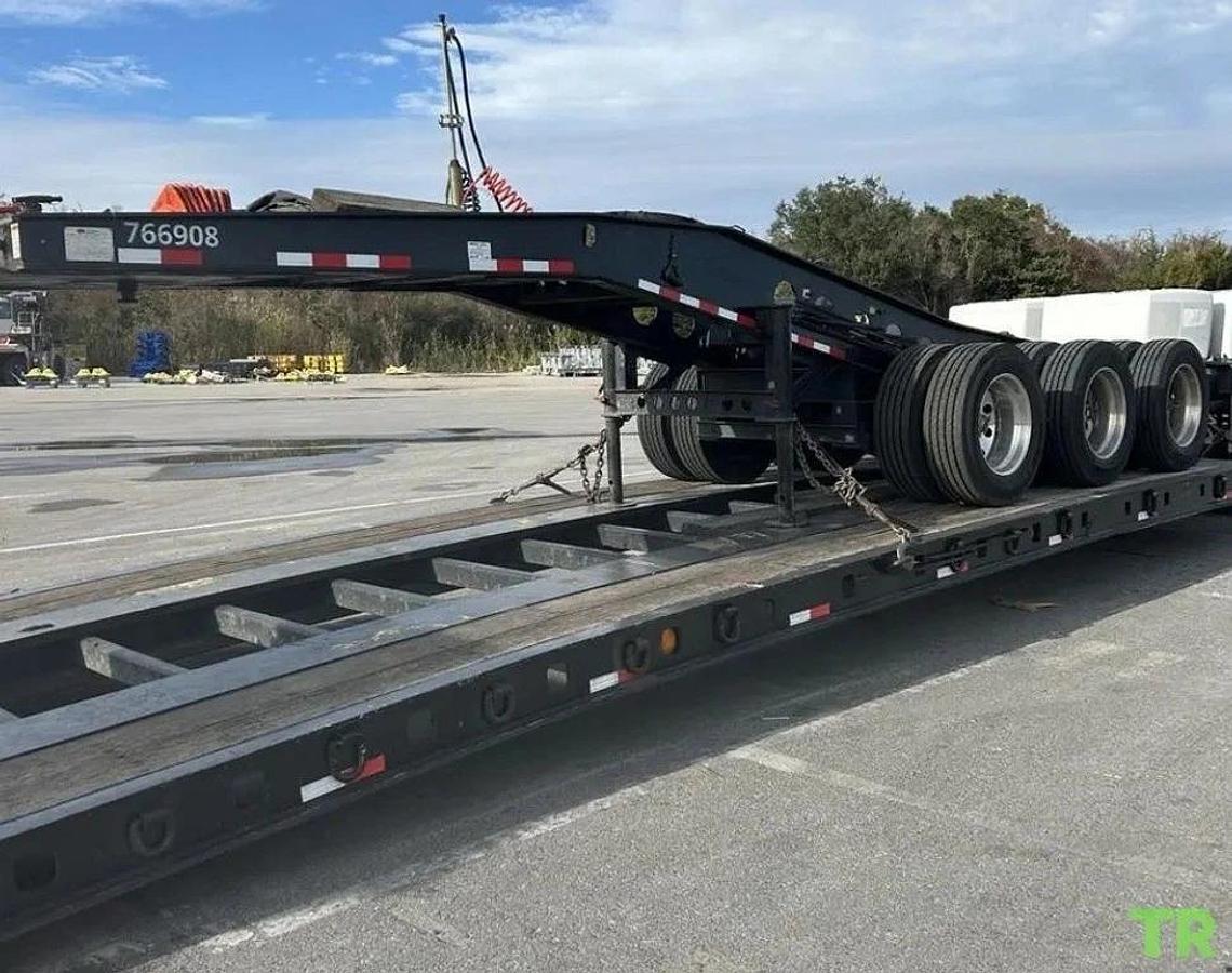 Used 2019 ETNYRE Low Boy Trailer