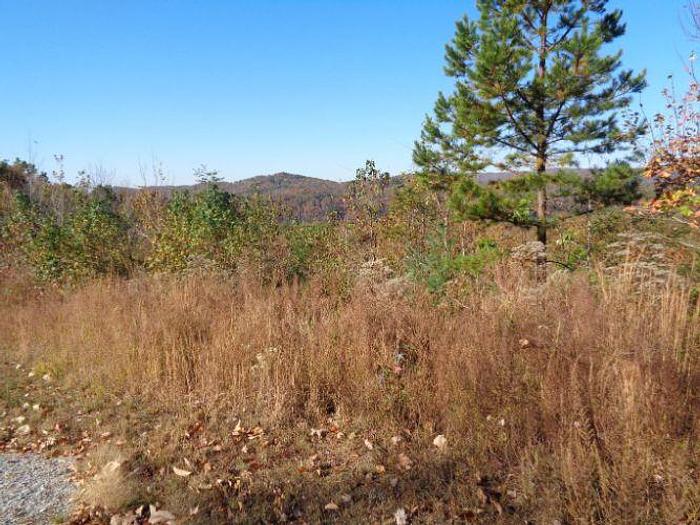 Used LOT 22 TWIN FEATHERS DR