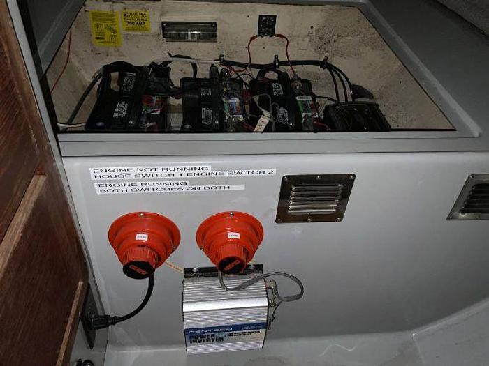 Used 1990 Endeavour Intercat 1500