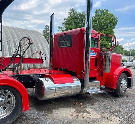 Used 1996 Peterbilt 379 EXHD with a 2003 Talbert Lowboy Trailer