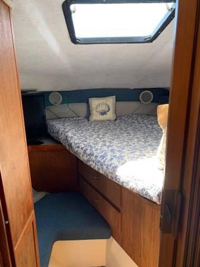 Used 1987 Cruisers 297 Elegante