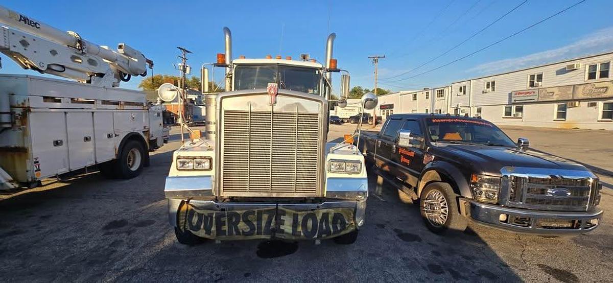 Used 1991 Kenworth W900 Heavy Haul Sleeper Semi Truck