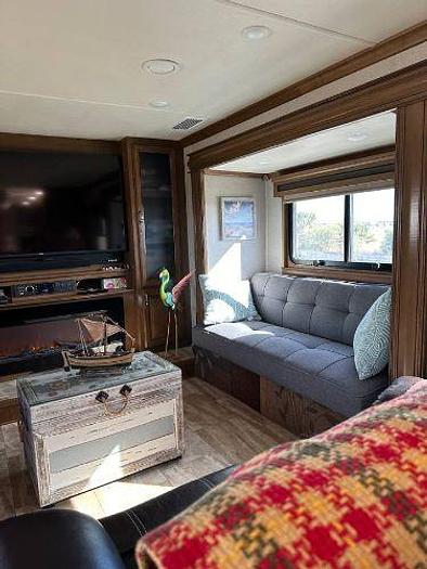 Used 2017 Forest River Riverstone 39FL