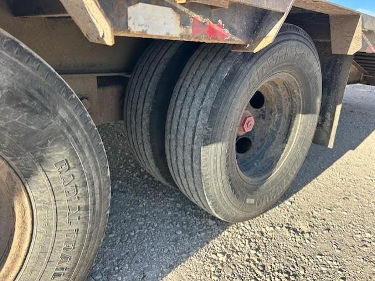 Used 2022 PJ 35Ft Gooseneck Dovetail Flatbed Trailer