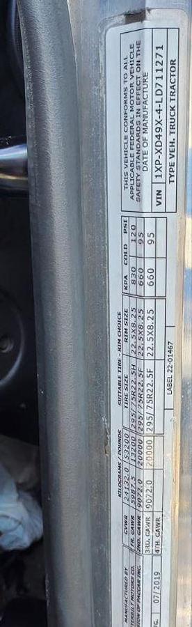 Used 2020 Peterbilt 389 Sleeper Semi Truck