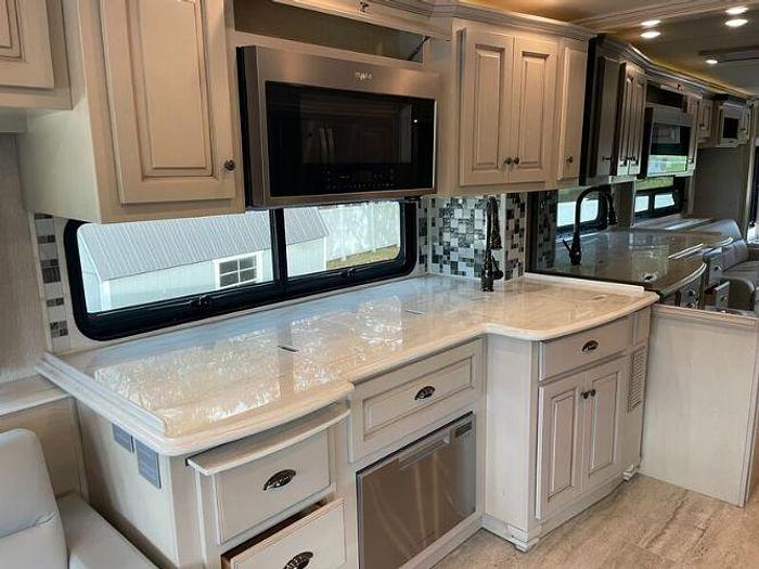 Used 2022 Newmar Dutch Star 4369