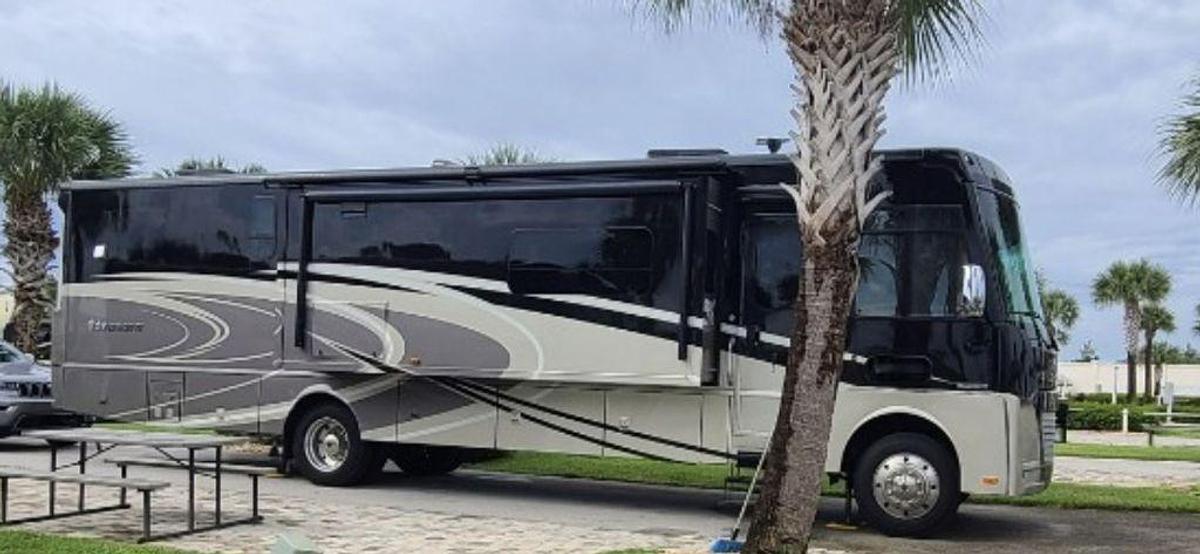 Used 2016 Winnebago Adventurer 38Q