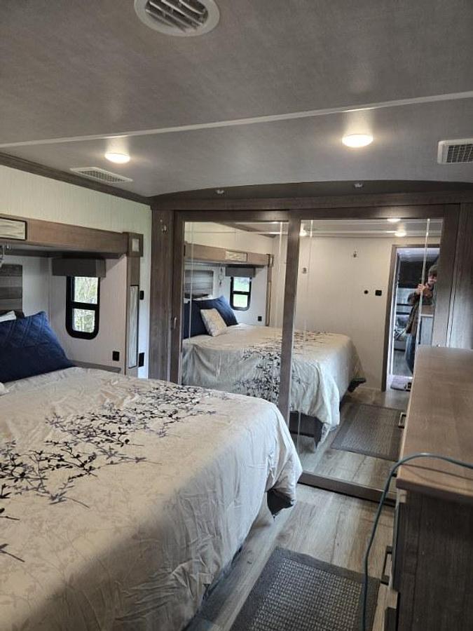 Used 2020 Forest River Cedar Creek Fifth Wheel – Luxury Residential-Style RV