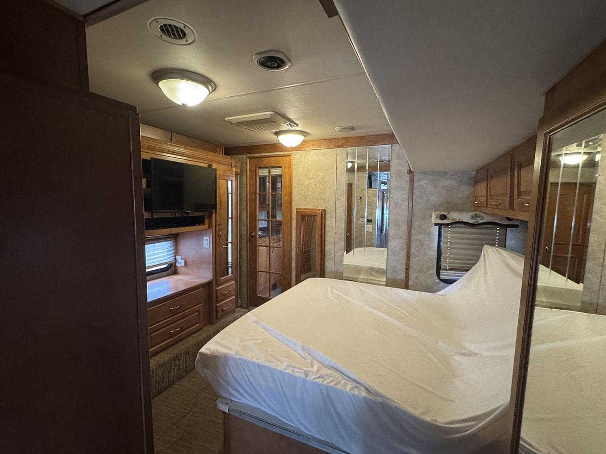 Used 2007 Gulf Stream Tourmaster M-40F Class A Motorhome