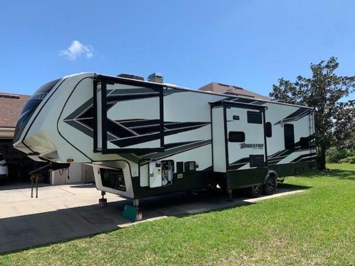 Used 2021 Grand Design Momentum M-Class 351M