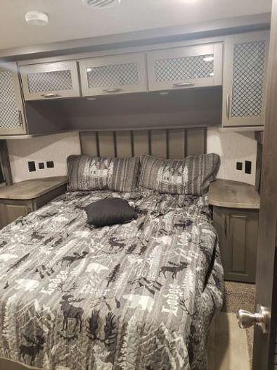 Used 2021 Grand Design Momentum M-Class 349M