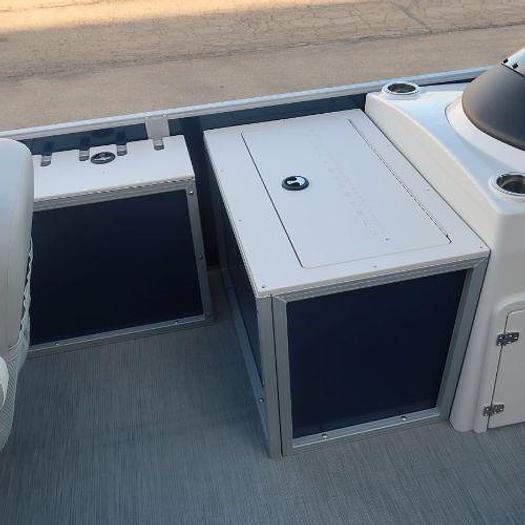 Used 2024 Lowe SF232WT