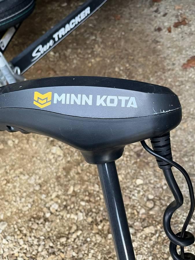 Used 2020 Suntracker Pontoon Sport Fish Deluxe