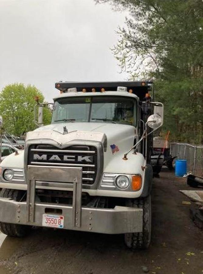 Used 2006 Mack Granite CV713