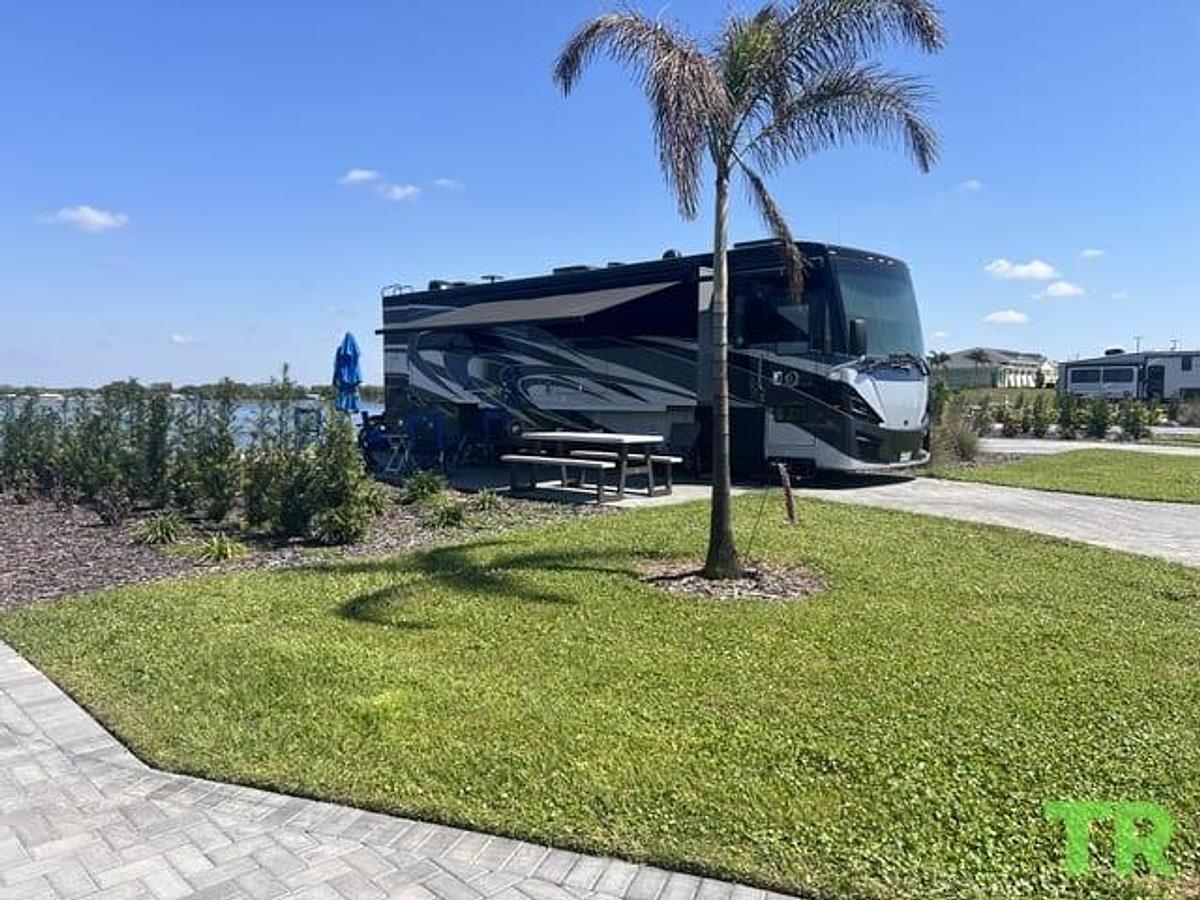 Used 2020 Tiffin Phaeton 37BH