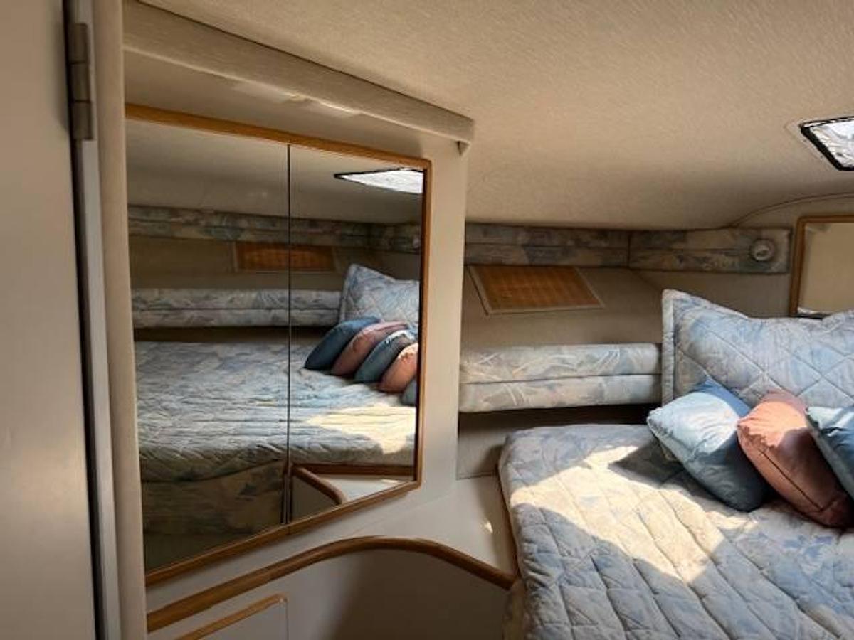 Used 1994 Sea Ray 370 Sundancer Powerboat