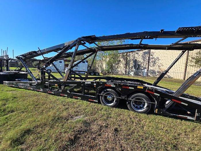 Used 2015 Volvo VAH Car Hauler