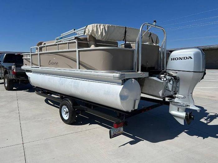 Used 2014 Premiere Leisure 200 Pontoon Boat