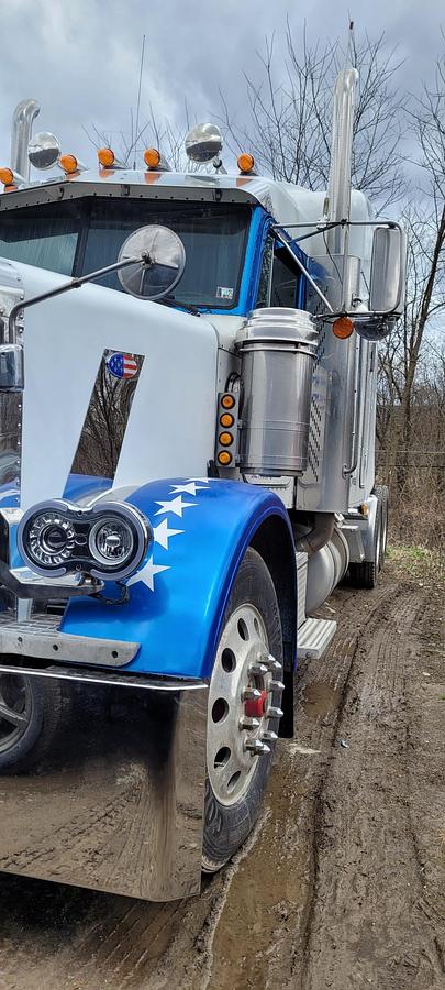 Used 2000 Peterbilt 378