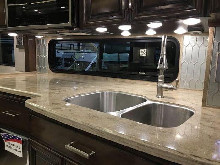 Used 2020 Newmar London Aire 4551