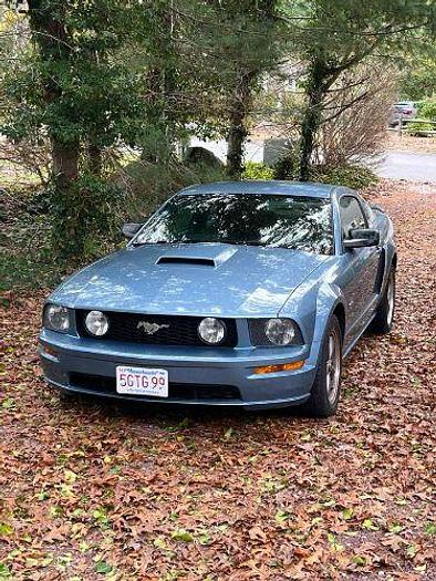 Used 2006 Ford Mustang GT Deluxe