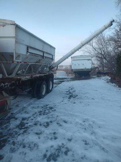 Used 1990 Freightliner FLD120