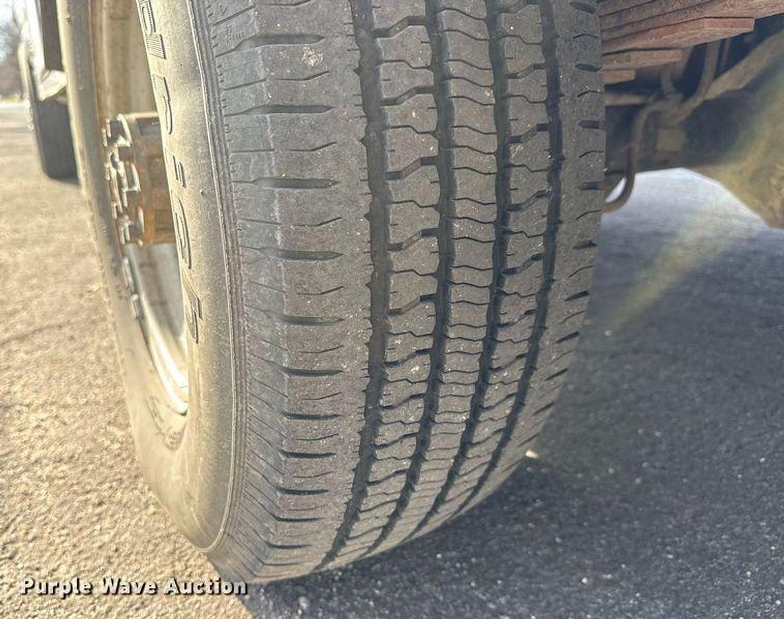 Used 2012 Ford E350 Super Duty Box Truck