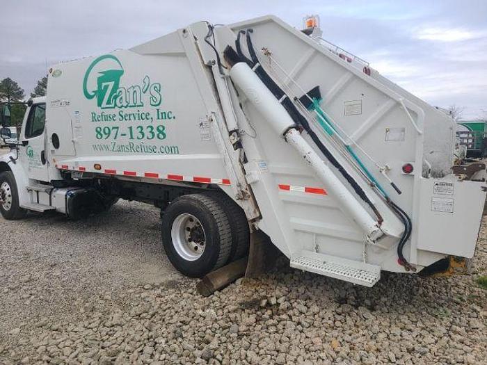 Used 2021 Freightliner M2 106