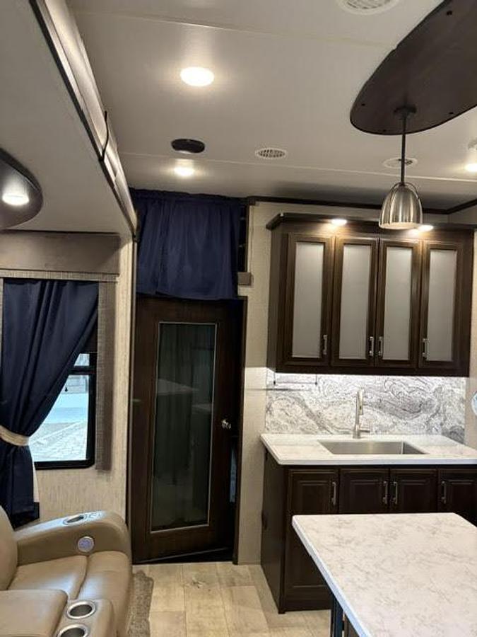 Used 2020 Grand Design Momentum 349m