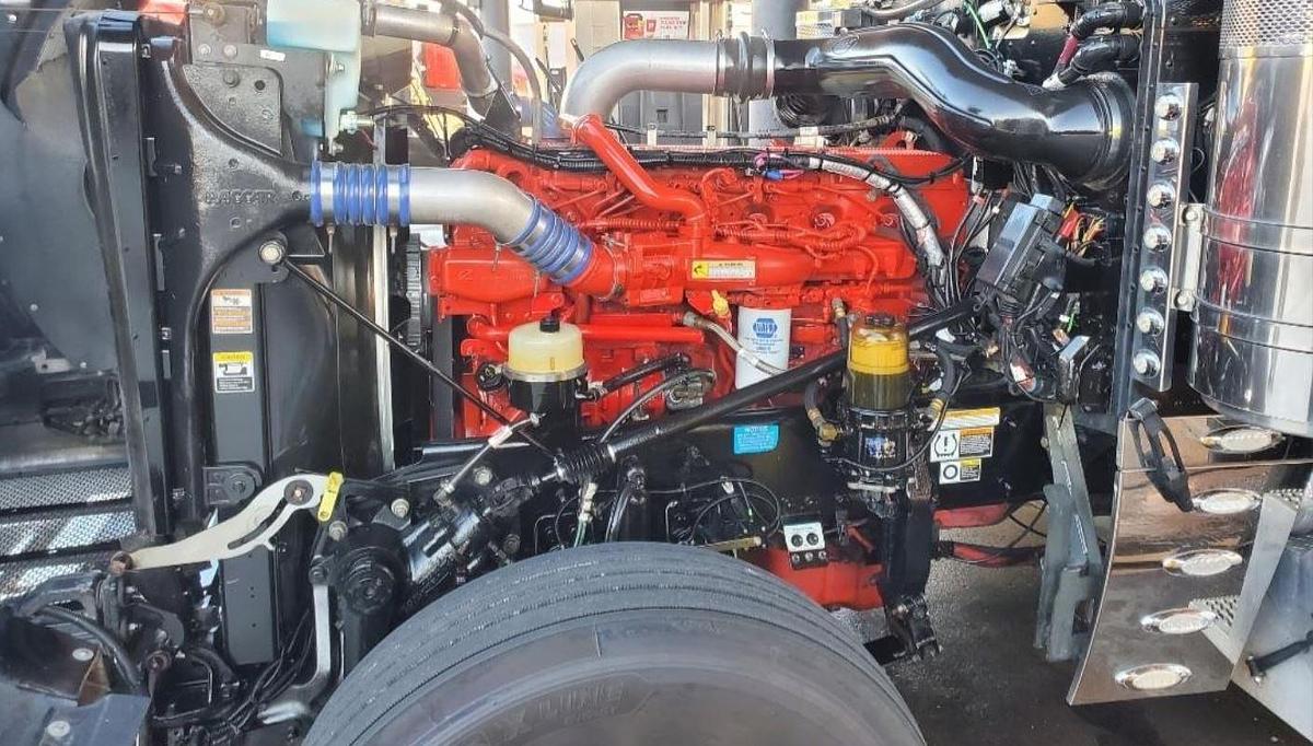 Used 2020 Peterbilt 389 Sleeper Semi Truck