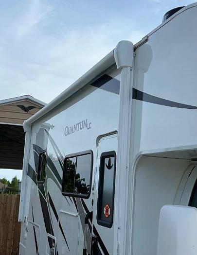 Used 2022 Thor Quantum LC25