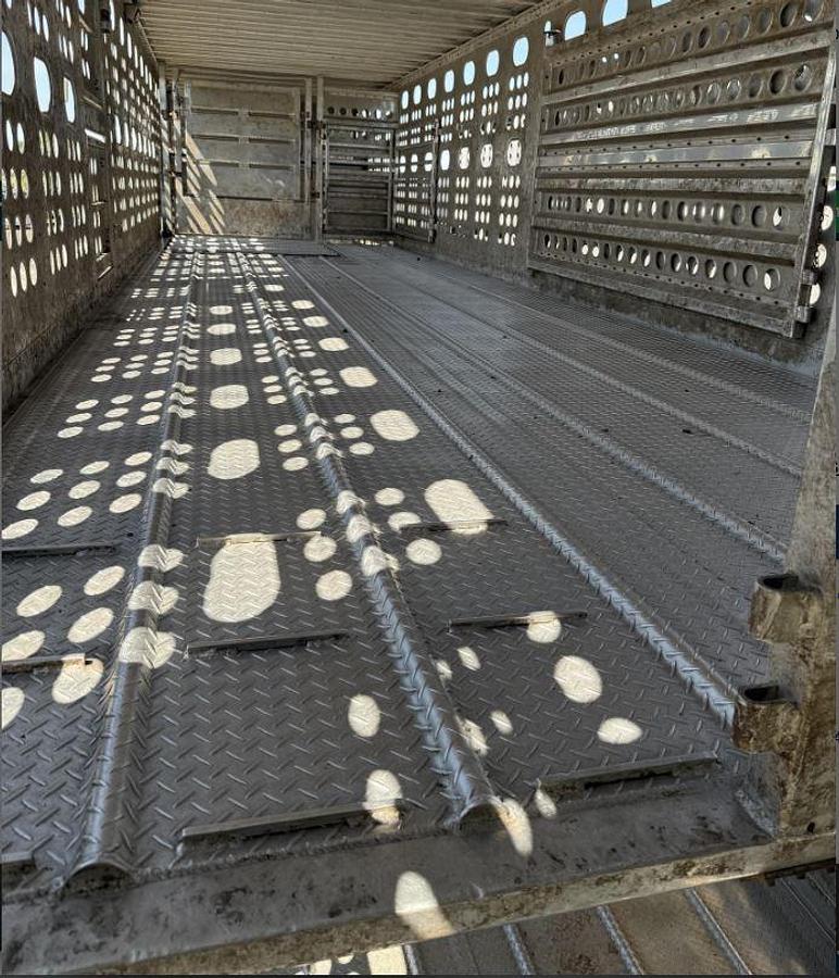 Used 2016 MERRITT 102 in