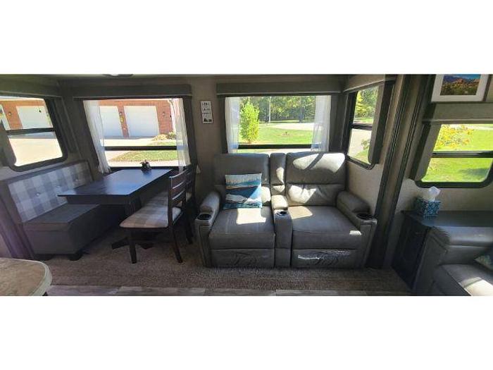 Used 2021 Grand Design Reflection 150 Series 295RL