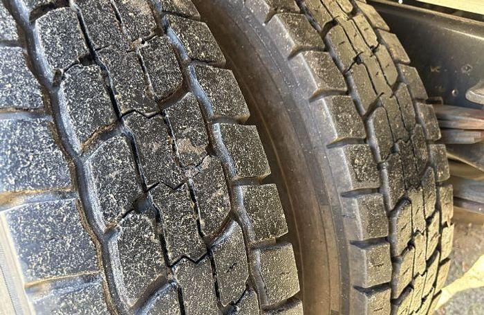 Used 2010 Mitsubishi Fuso FK260