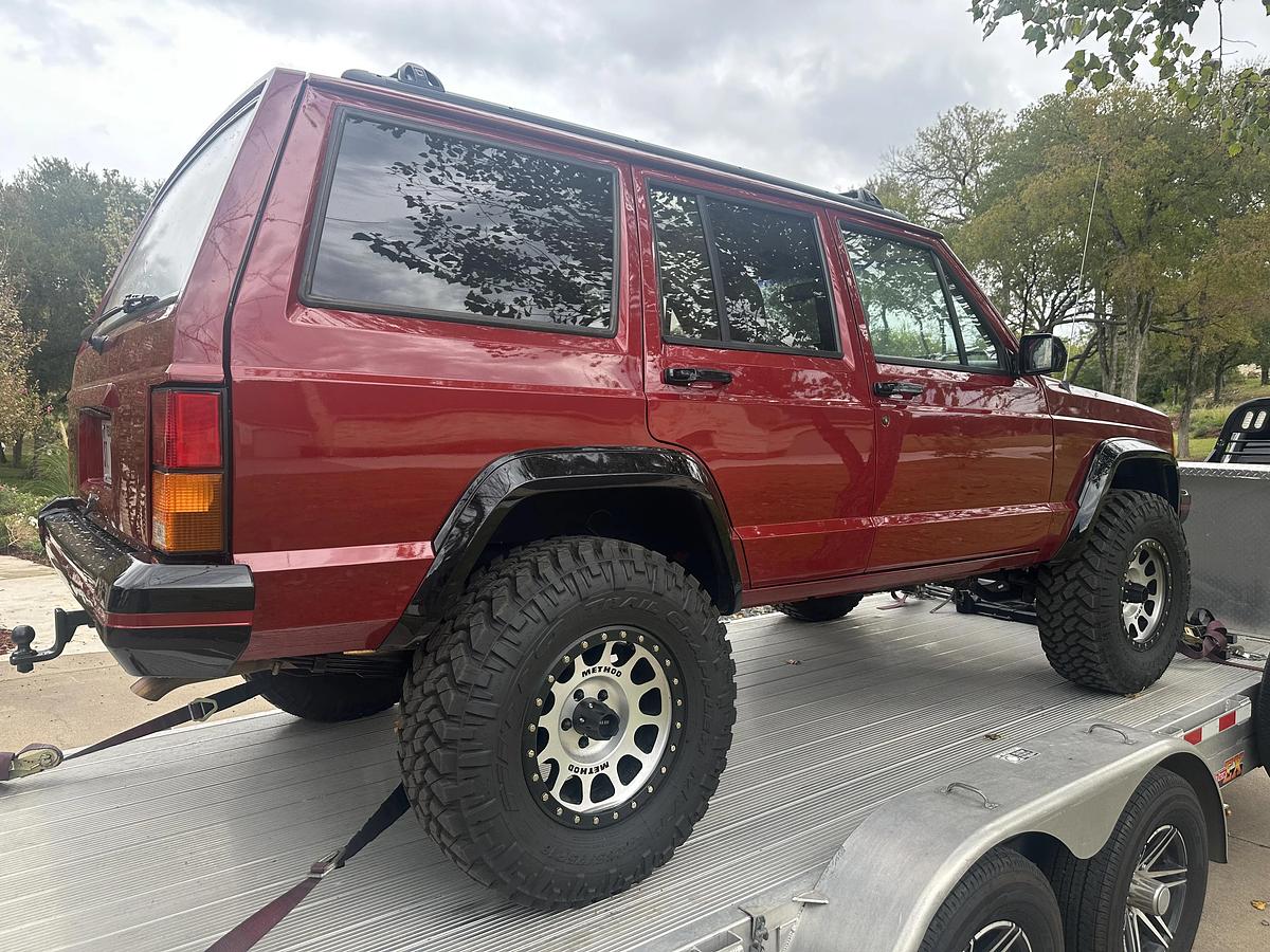 Used 1996 Jeep Cherokee 2WD 4-Door