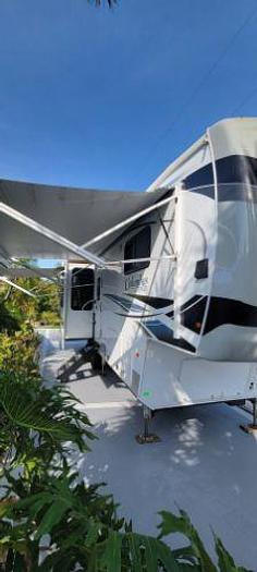 Used 2022 Palomino Columbus 299RLC