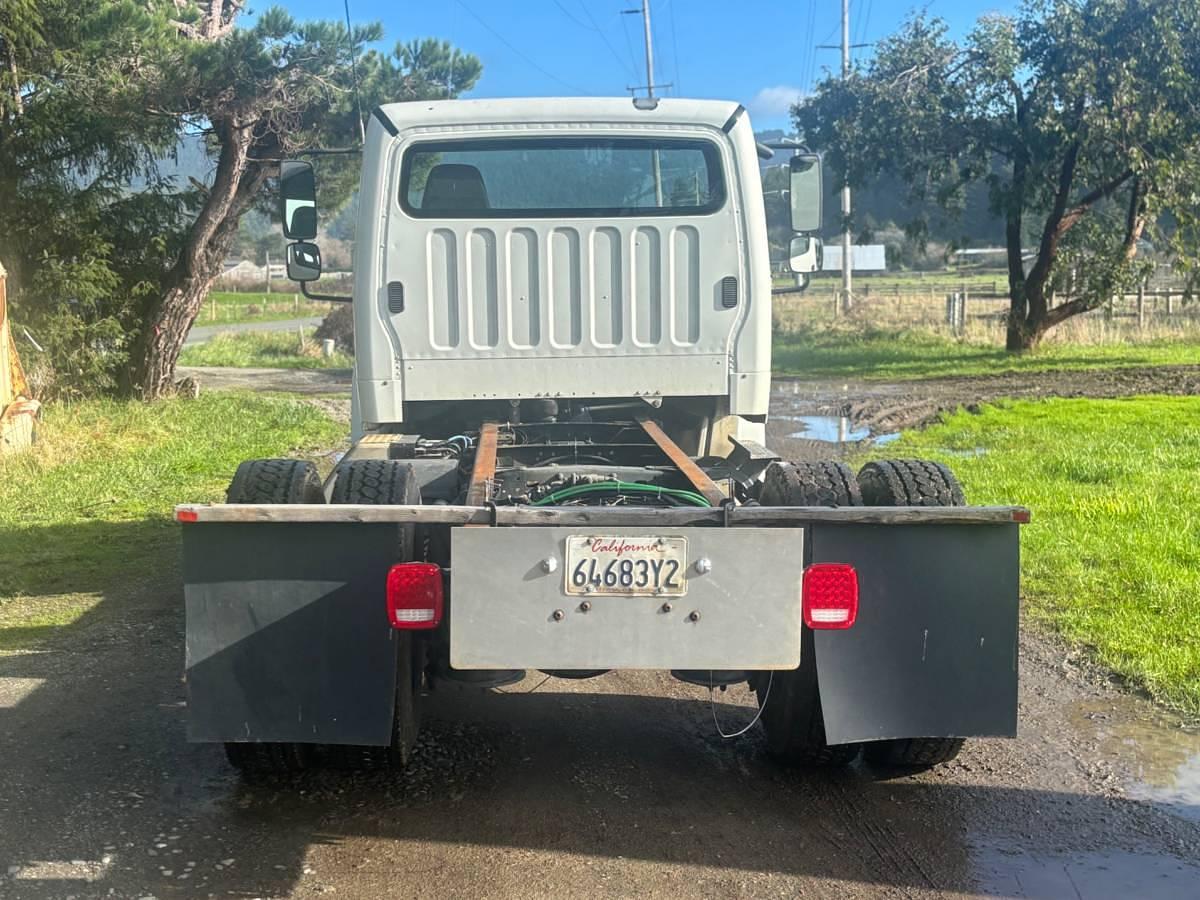 Used 2013 Freightliner M2 106