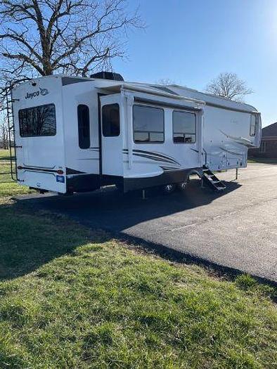 Used 2022 Jayco Eagle 355MBQS