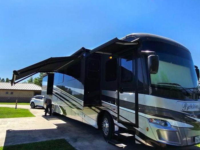 Used 2018 Forest River Berkshire XLT 45A