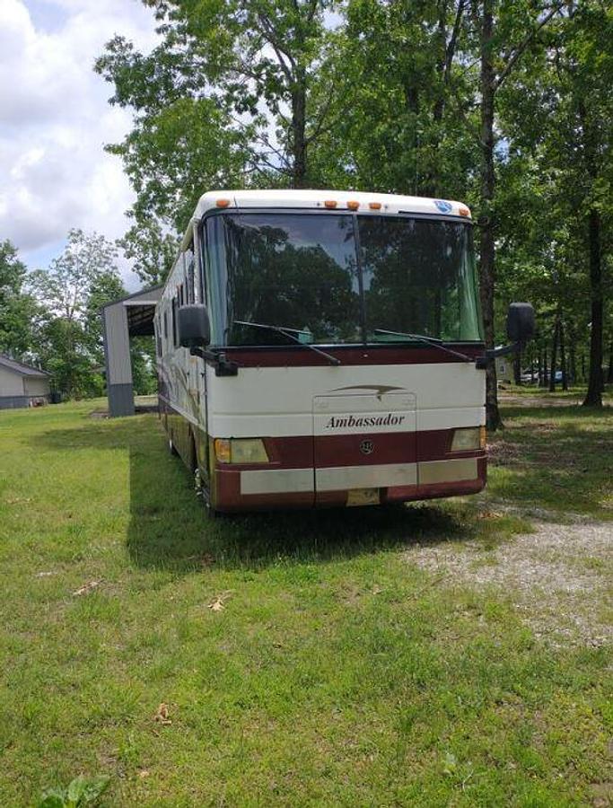 Used 2001 Holiday Rambler Ambassador Class A Motorhome