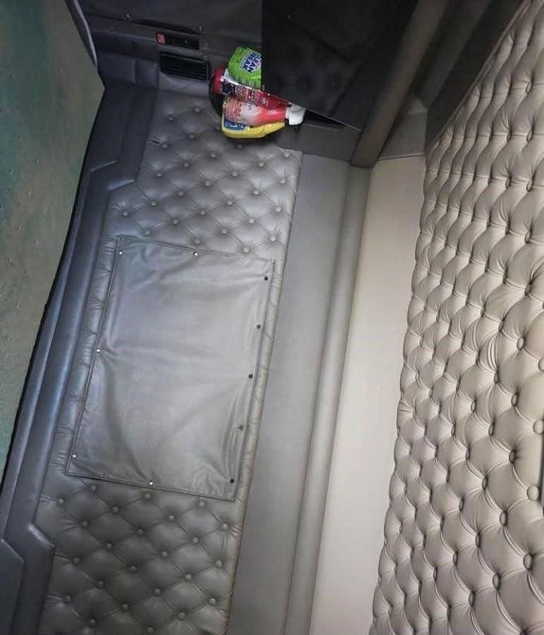 Used 2015 KENWORTH T660 Conventional Sleeper Semi