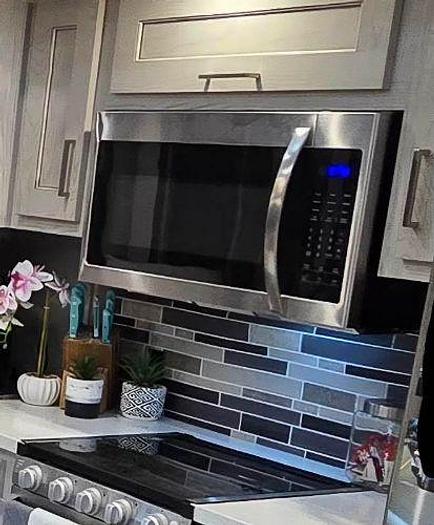 Used 2020 Keystone Montana 385BR