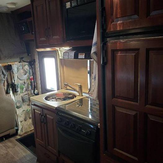 Used 2016 Forest River Forester 2291S