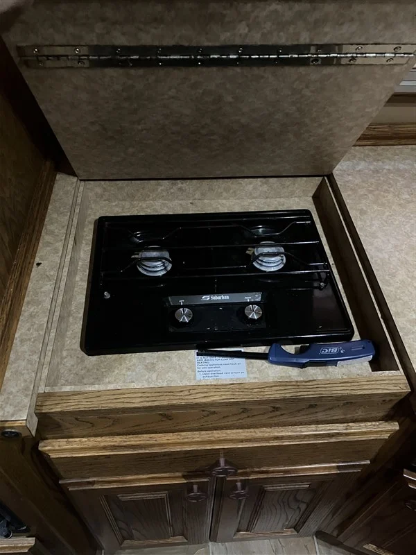 Used 2005 Elite 5 Horse Trailer