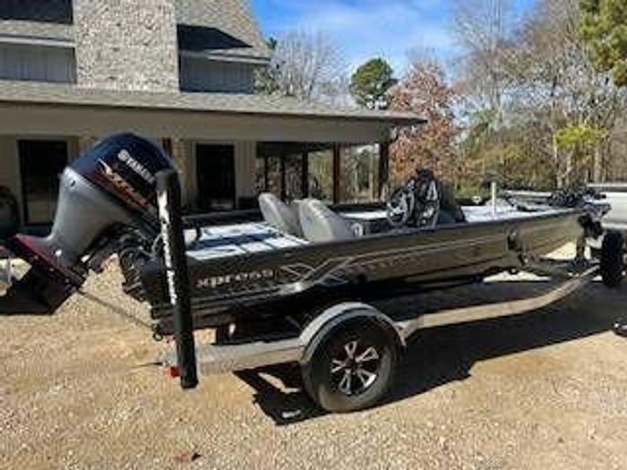 Used 2022 Xpress H17