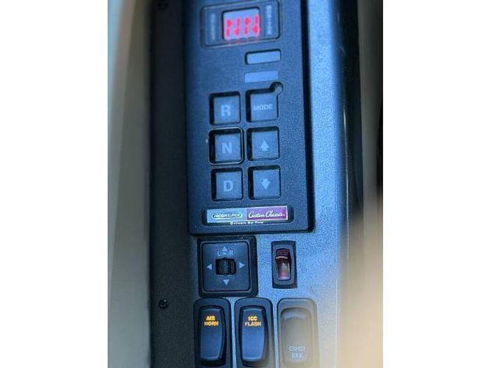 Used 2015 Tiffin Motorhomes Allegro Red 33AA